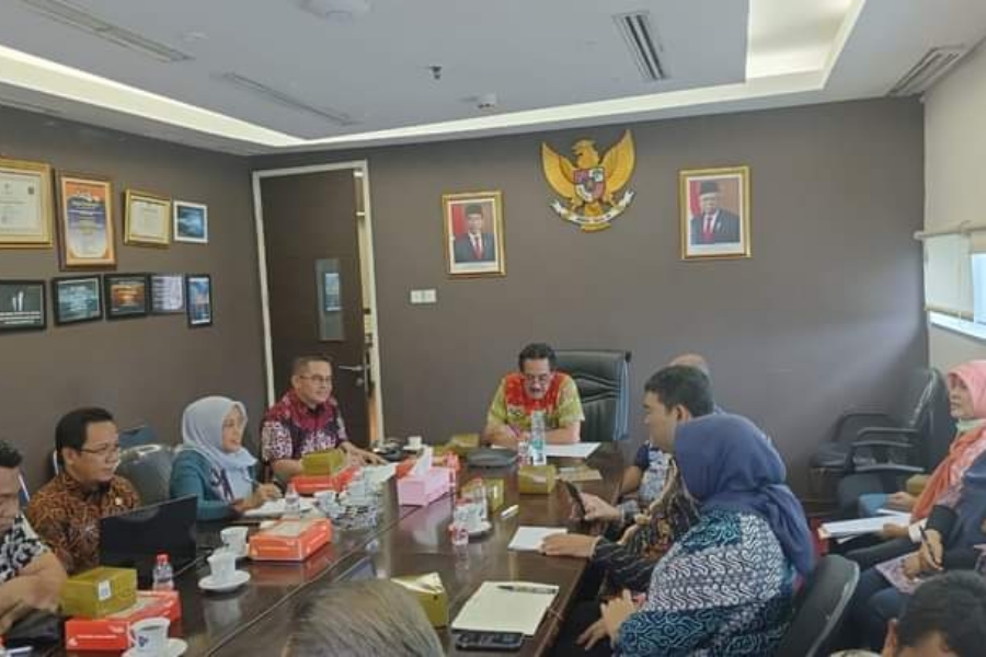 Suasana Rakor Pemkab Bombana bersama Perwakilan Direktorat Jendral Bina Pemerintahan Desa, Kementrian Desa Pembangunan Daerah Tertinggal dan Transmigrasi (Kemendes PDT) 